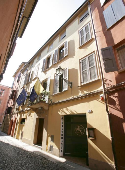 Hotel Cervetta 5